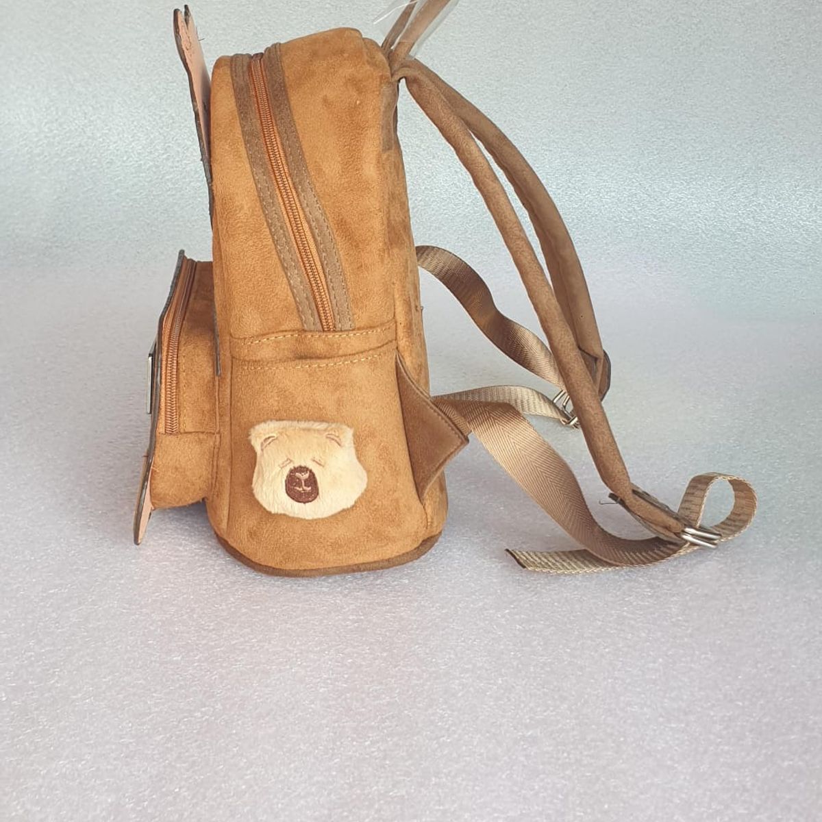 GENERICO - MOCHILA CAPIBARA BIOCUERO