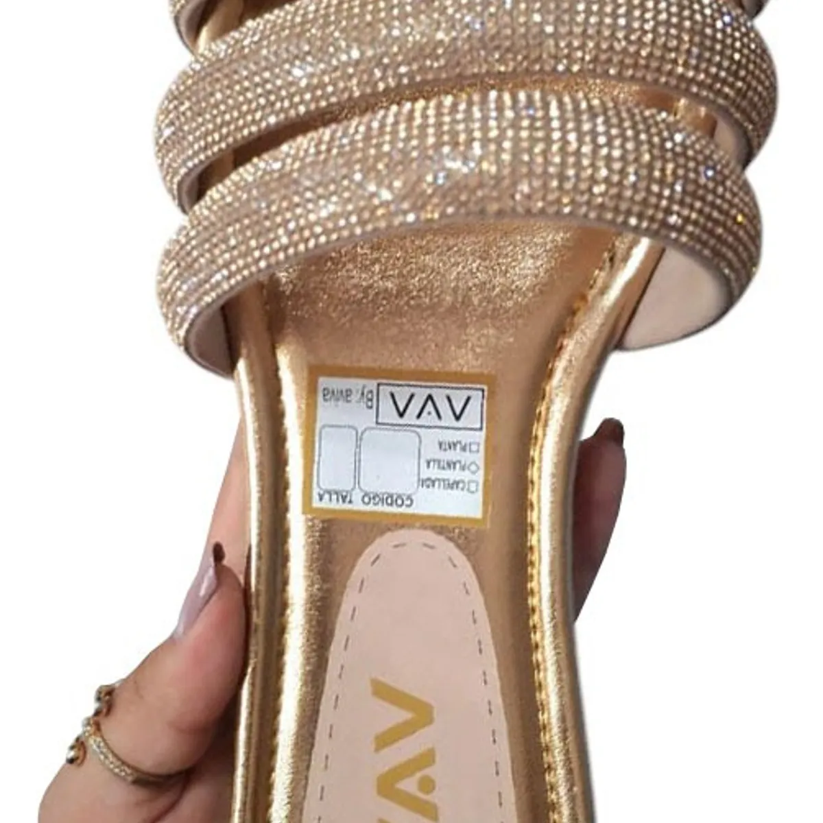 GENERICO - Taco Mujer Triple Brillo Sereno 1177-40 Color Beige