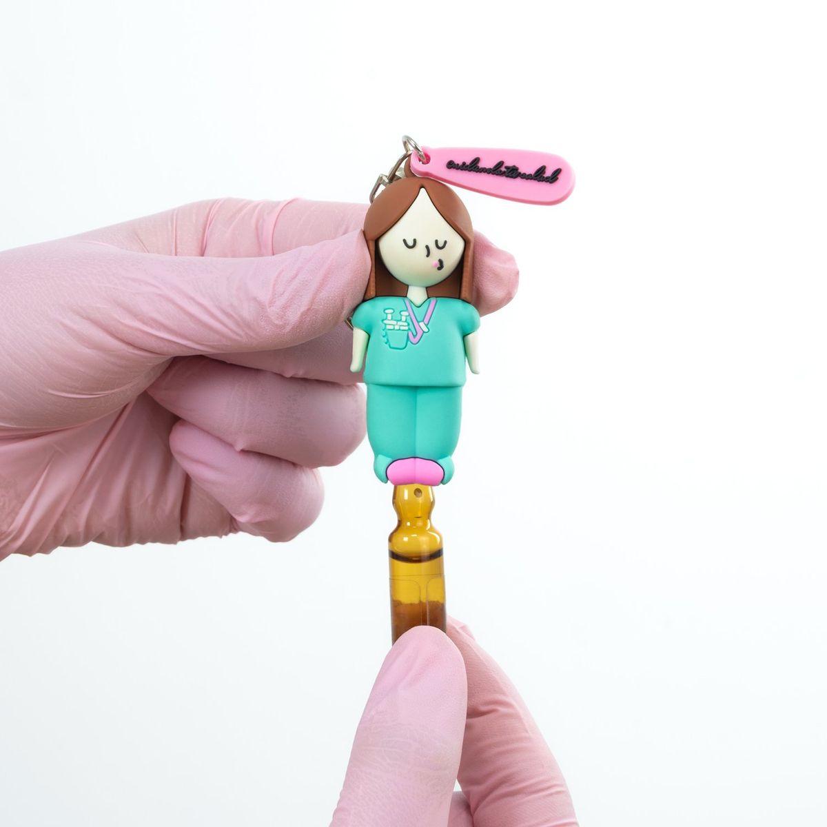 GENERICO - Llavero Rompe Ampolla Kamed Diseño Enfermera Castaña Chic