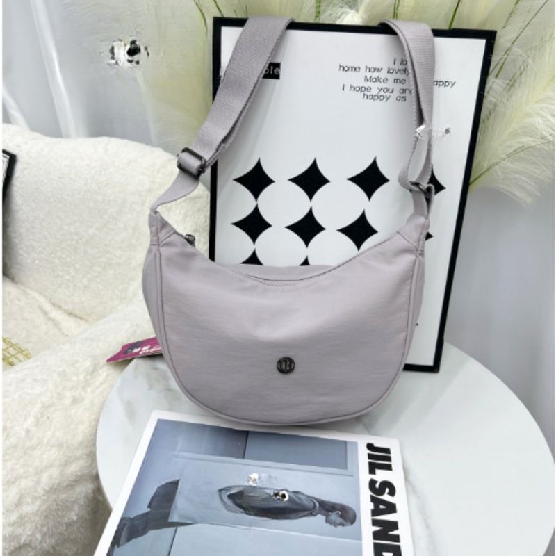 GENERICO - Bolso medialuna Brune