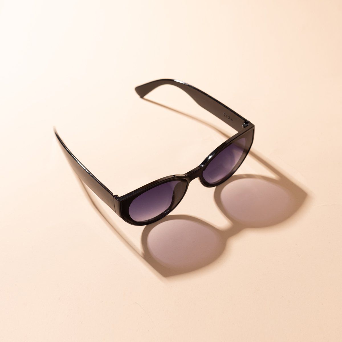 NEBULA - Lentes de Sol Urbano - PL 5051 - Negro Azulado