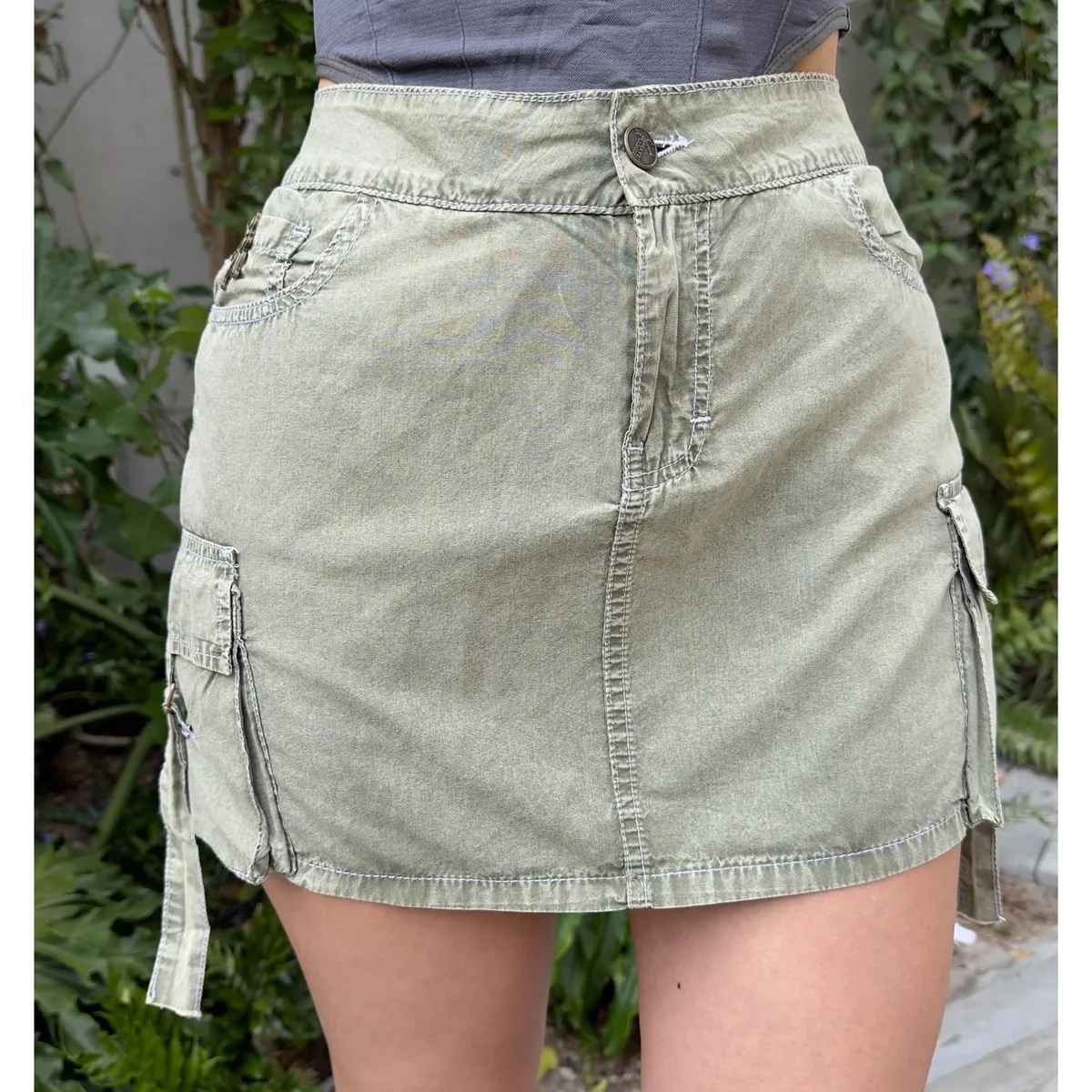 BENCUS JEANS - Falda Short en colores Verde Camell y Blanco de Mujer