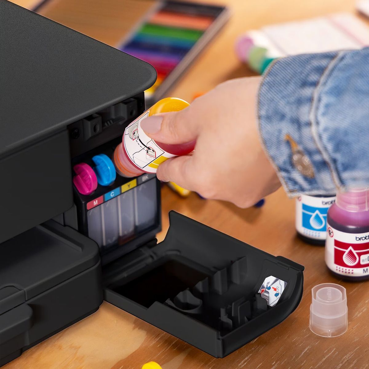 BROTHER - Impresora Multifuncional DCPT230 Tinta Continua Color Brother