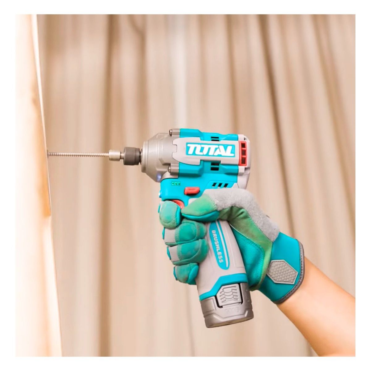 TOTAL TOOLS - Atornillador de impacto 170nm 16v Total