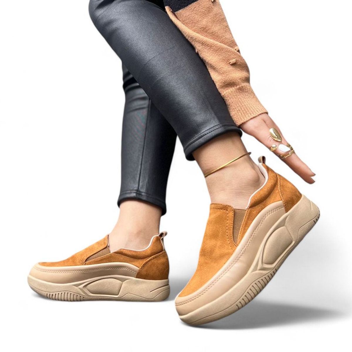 GENERICO - Zapatilla Mujer Yomar Err. Precio Casual Gamuza Plataforma 4 1062L-50 Camel