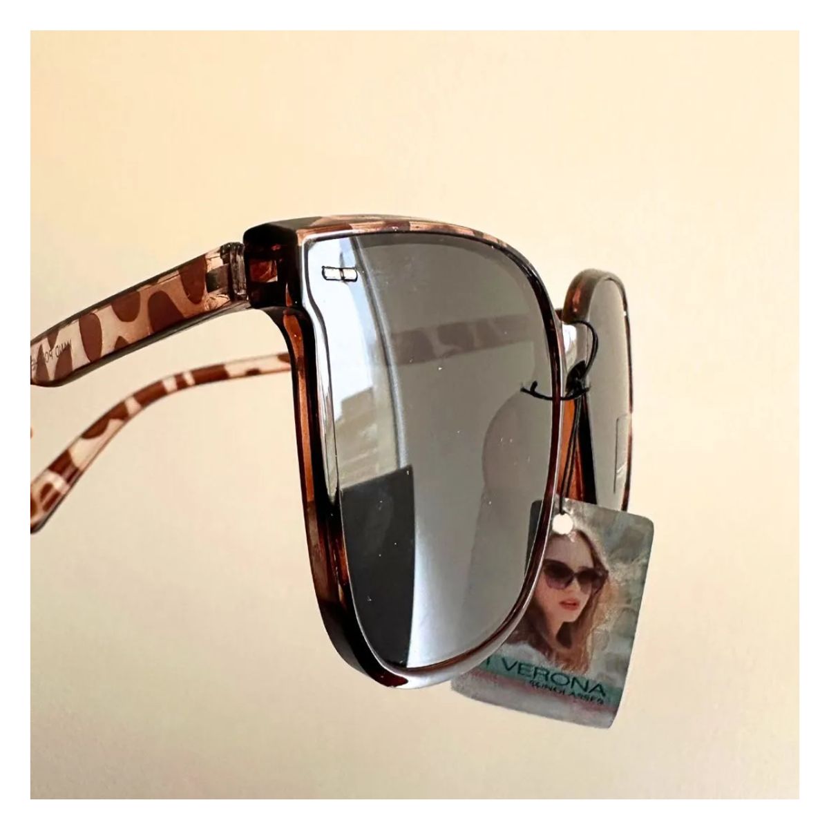 GENERICO - Lentes De Sol Mujer Modelo Animal Print 2 Y Estuche