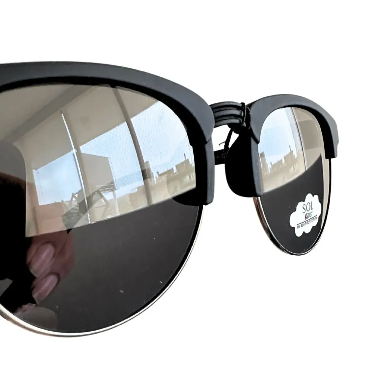 GENERICO - Lentes De Sol Negro Para Niños + estuche