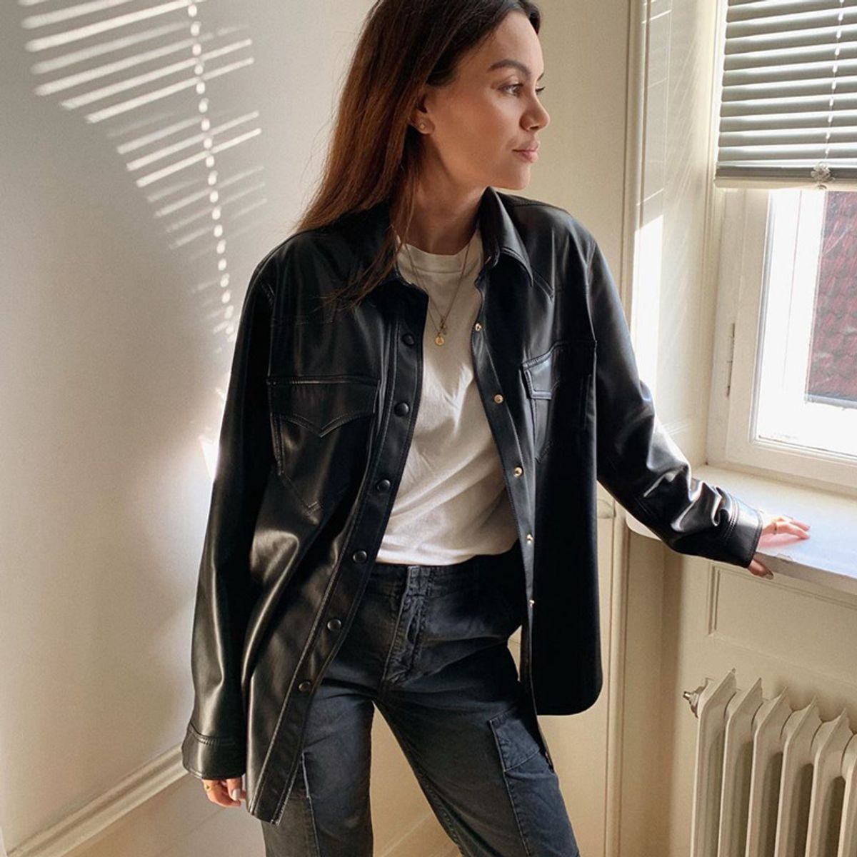 TIOZONEY - Chaqueta de traje de PU para mujeres - Blanco