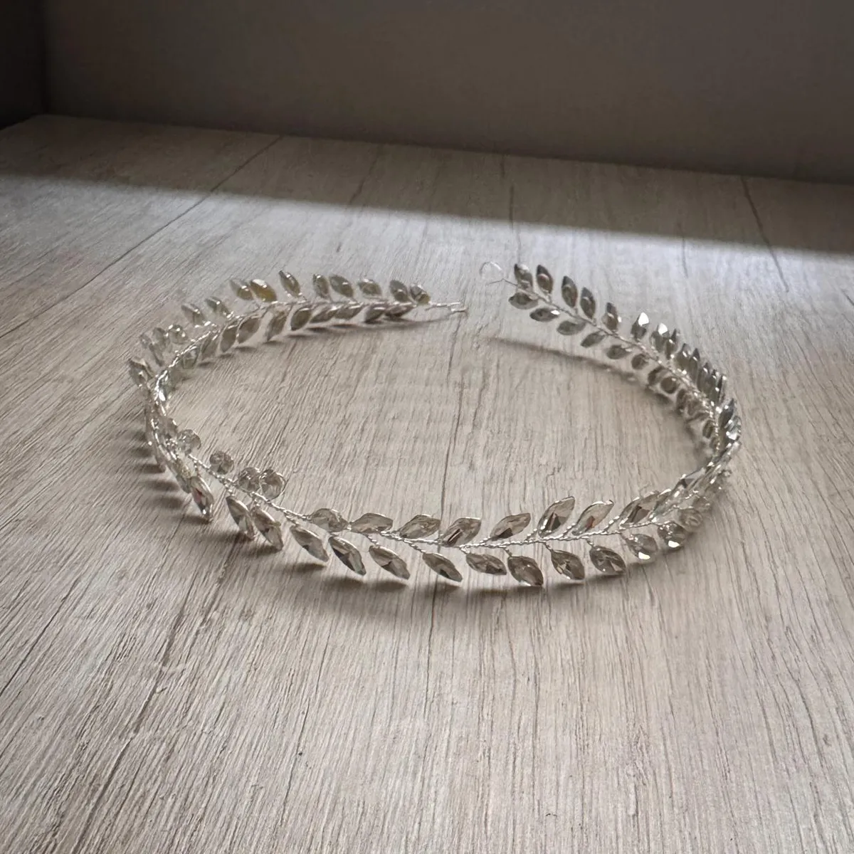 ANADE HANDMADE - TIARA DIADEMA TOCADO NOVIA QUINCEAÑERA INVITADA