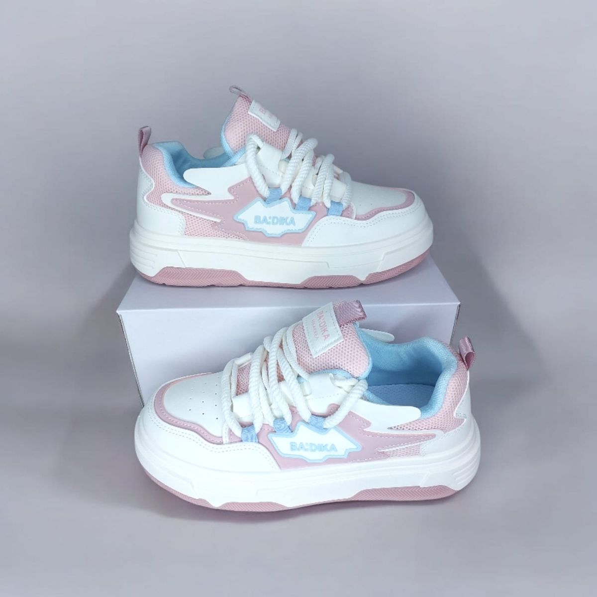 GENERICO - ZAPATILLA DE MUJER BADIKA BLANCO/ROSA - 2131