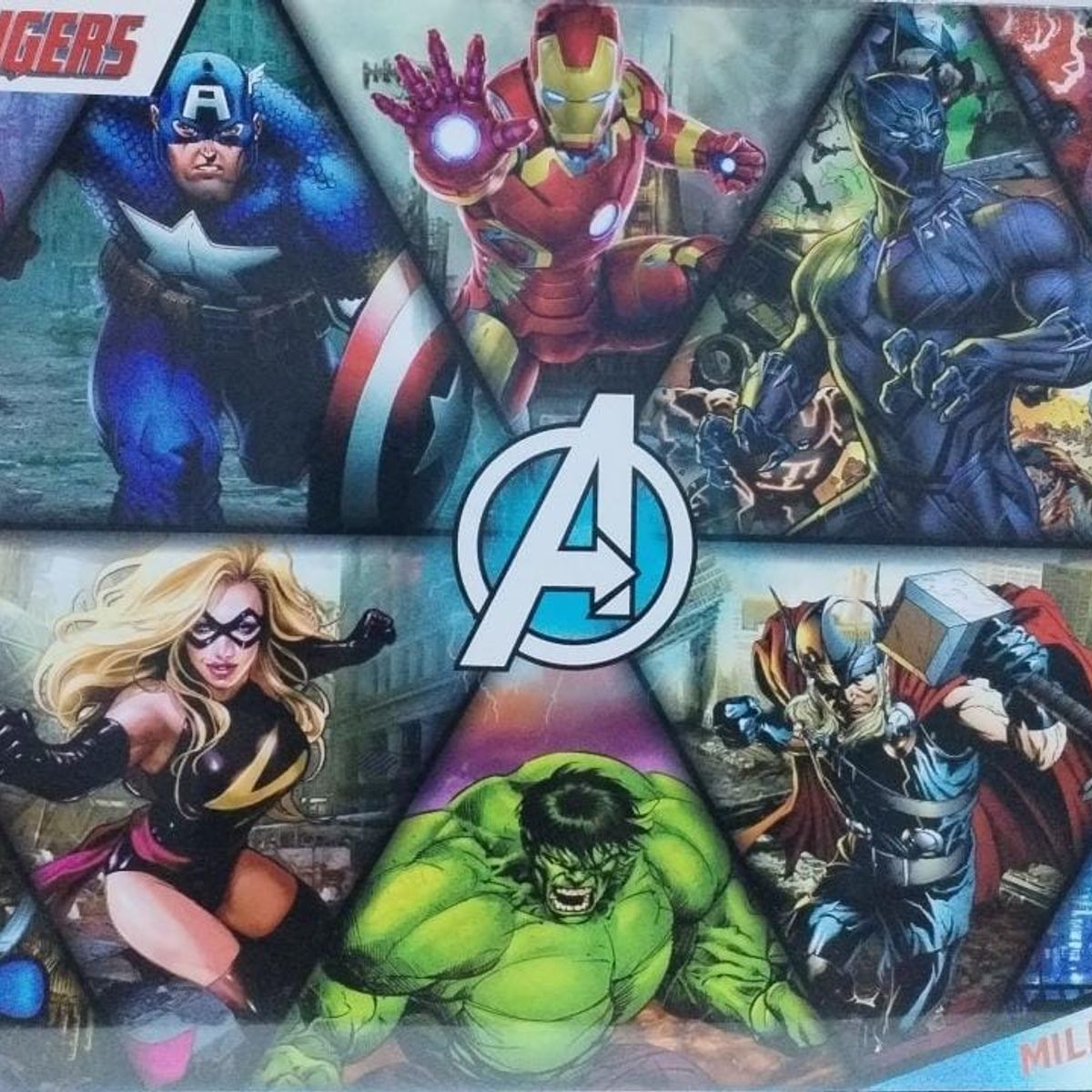 GENERICO - ROMPECABEZAS O PUZZLE AVENGERS  1000 PIEZAS