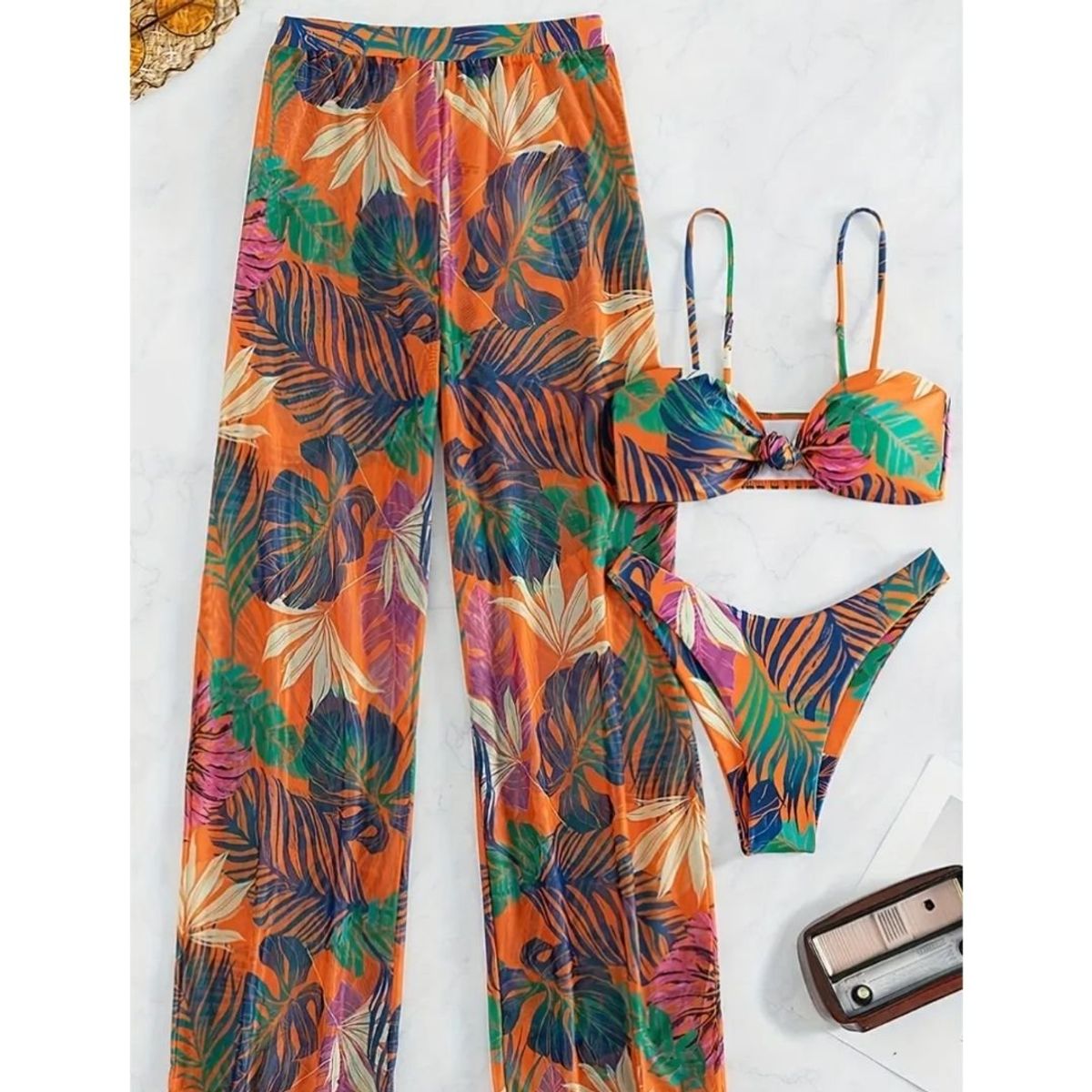 GENERICO - TRAJE DE BAÑO CON PANTALÓN COPA Y FORRO INTERNO