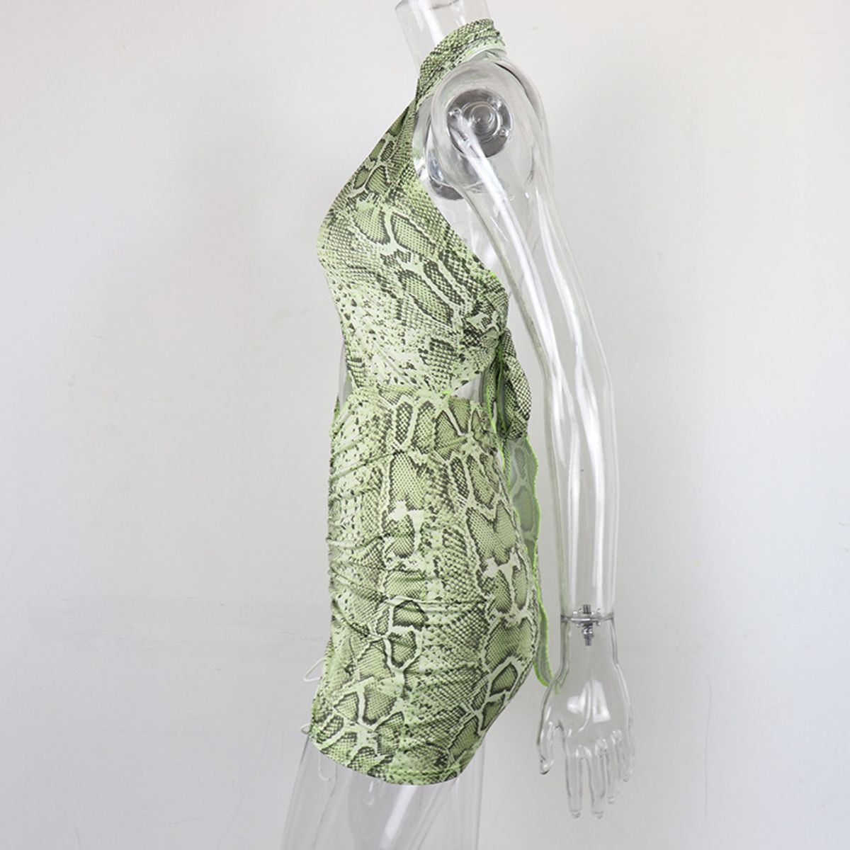 GENERICO - VESTIDO DE ESTAMPADO SERPIENTE