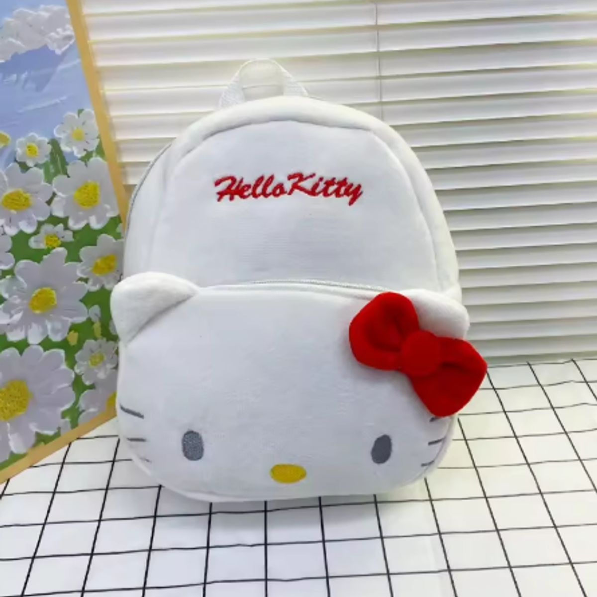 SANRIO - Mochila de Felpa de Personaje Hello Kitty - Sanrio