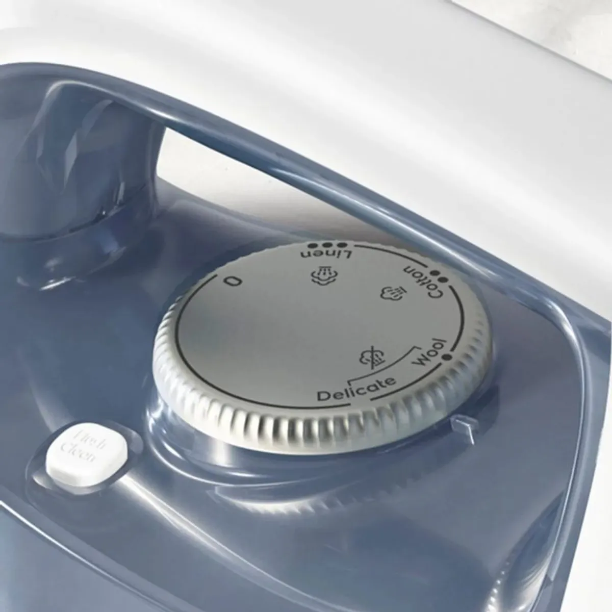 ELECTROLUX - Plancha a Vapor Electrolux Inteligente E7SI1-2WBL