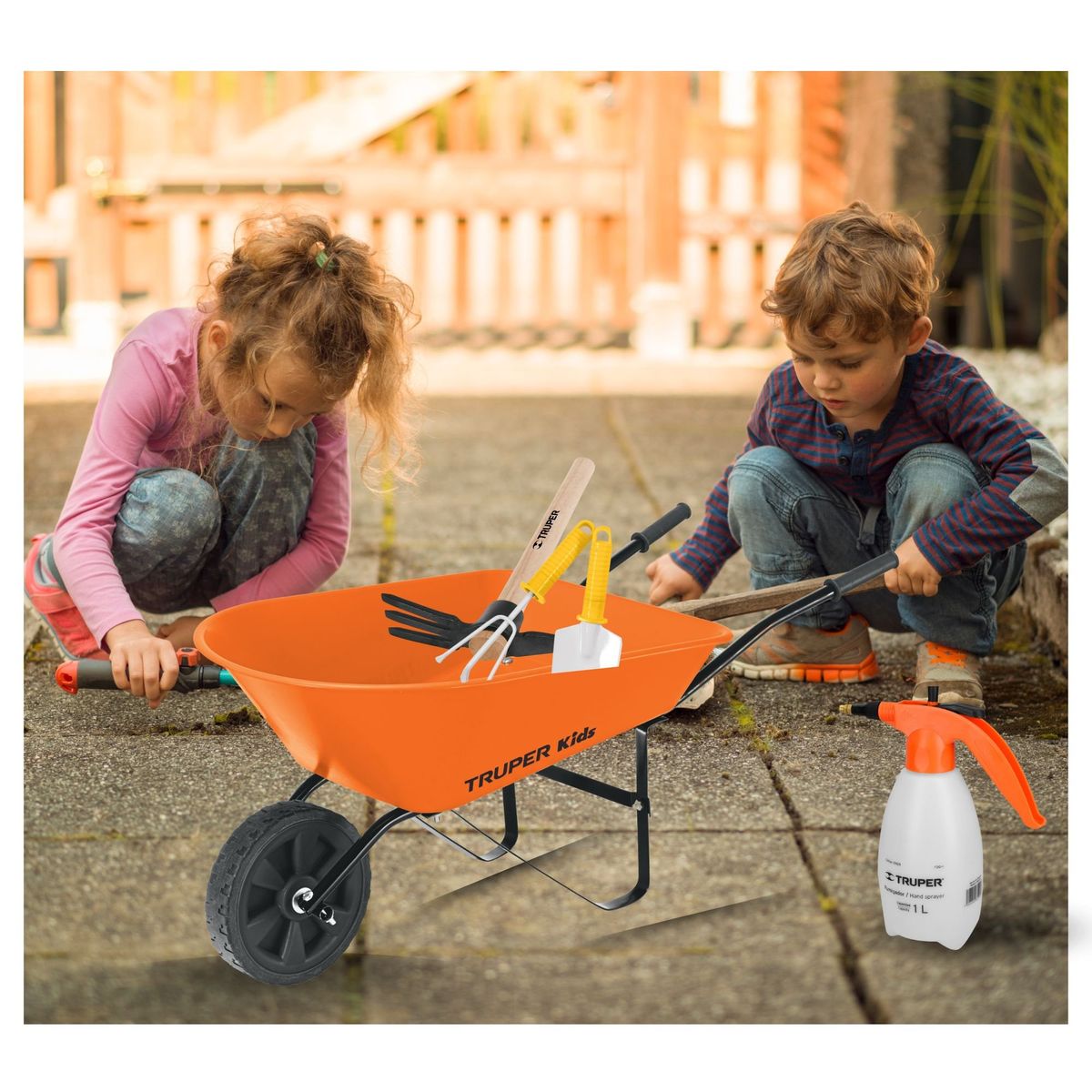 TRUPER - Carretilla para niños tolva plástica  Truper