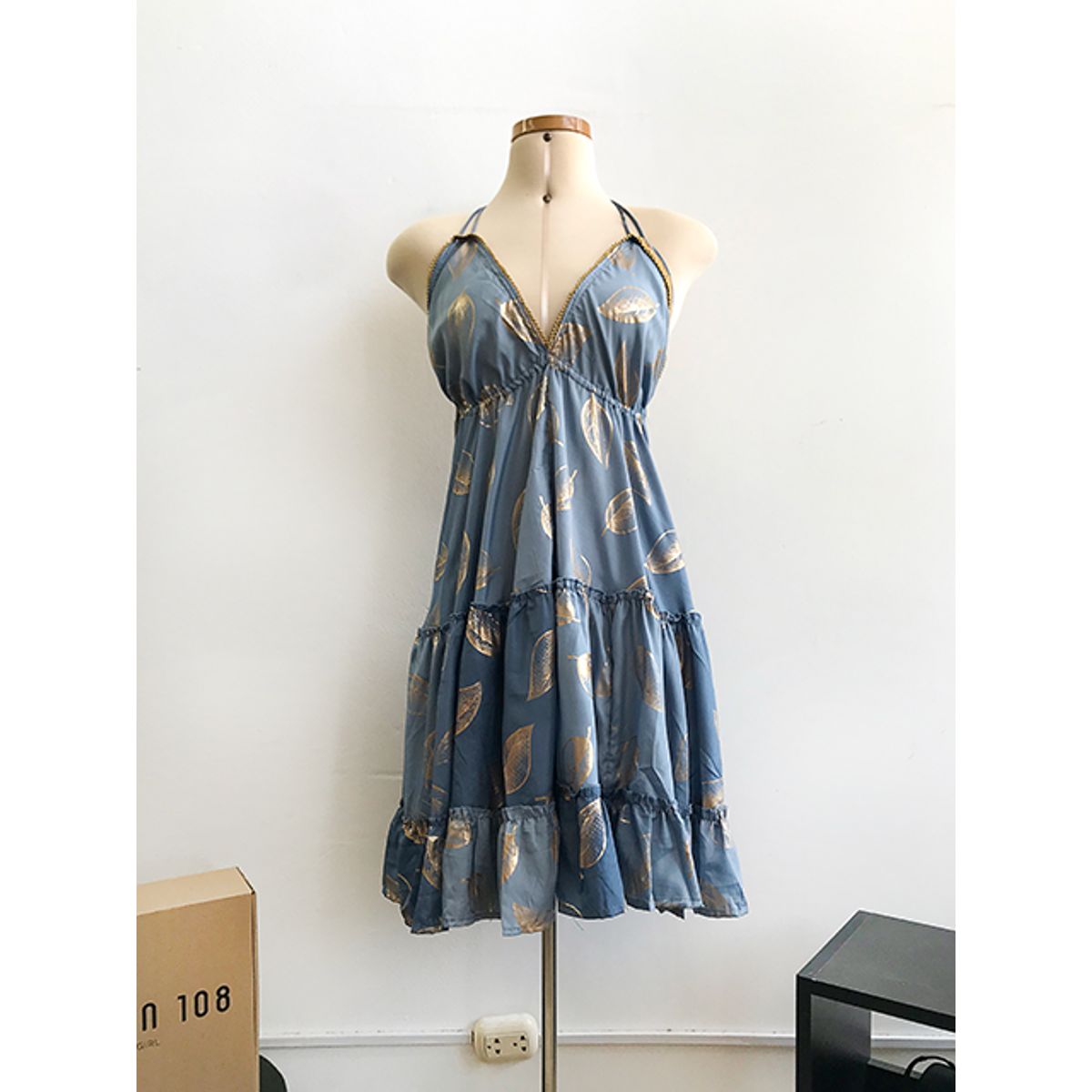 GENERICO - Vestido Midi Seda Color Acero Estampado Estacion 108