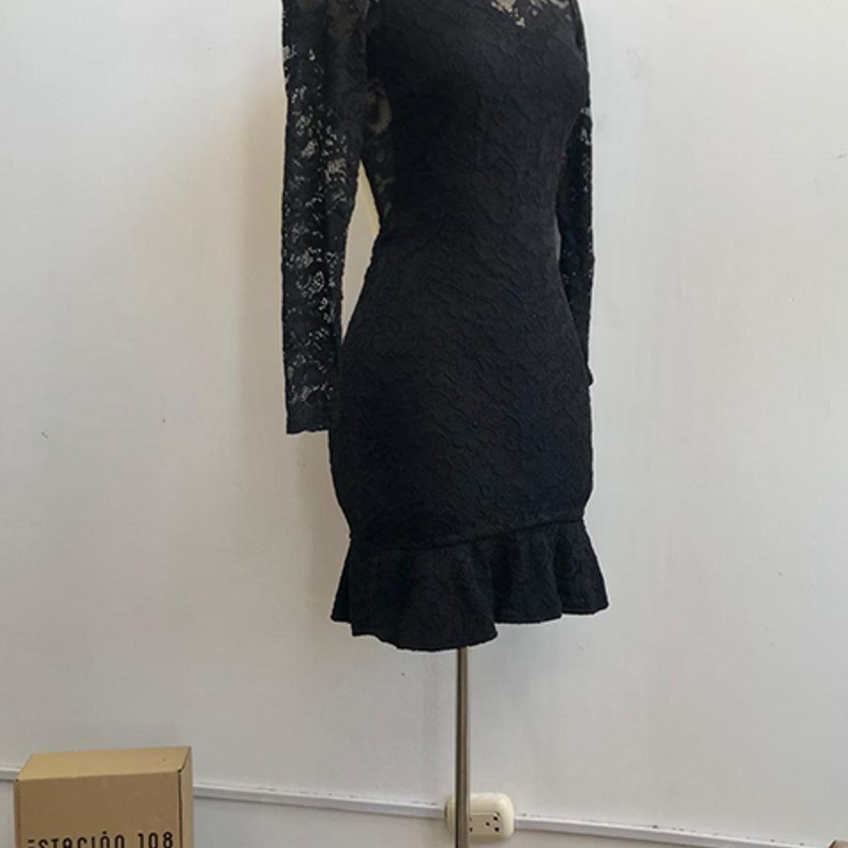 GENERICO - Vestido Midi Encaje Betzabe Color Negro Estacion 108