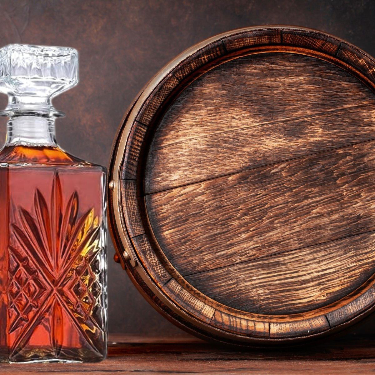 GENERICO - Jgo 7pc Vasos 320ml + Licorera, Whiskera, Escoces. 970 ml