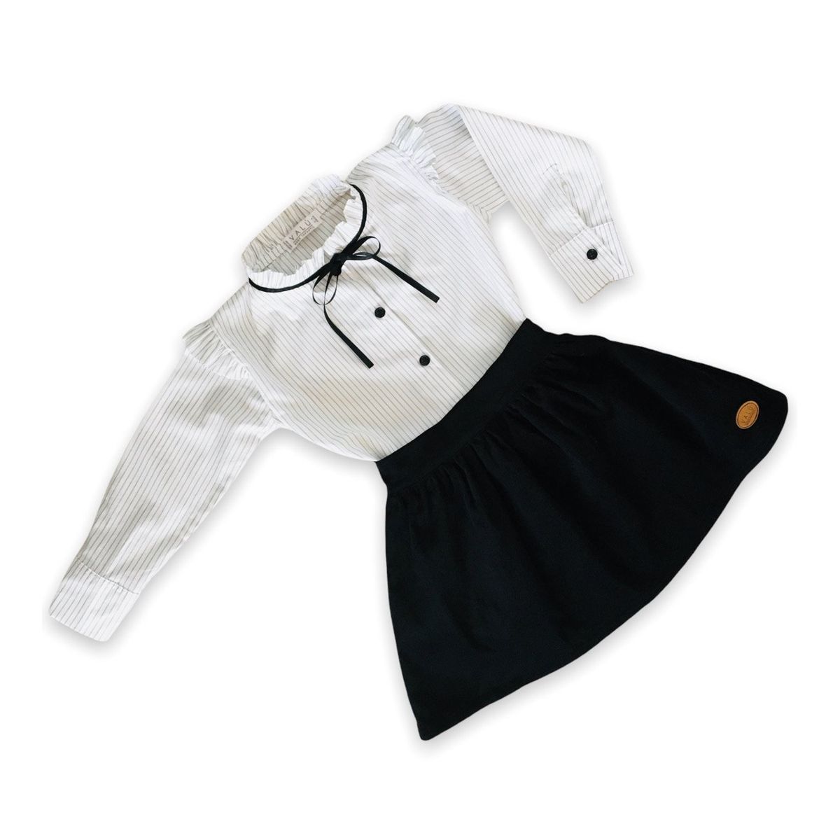VALU MODA INFANTIL - Conjunto Eclipse Falda Negra y Blusa Blanca