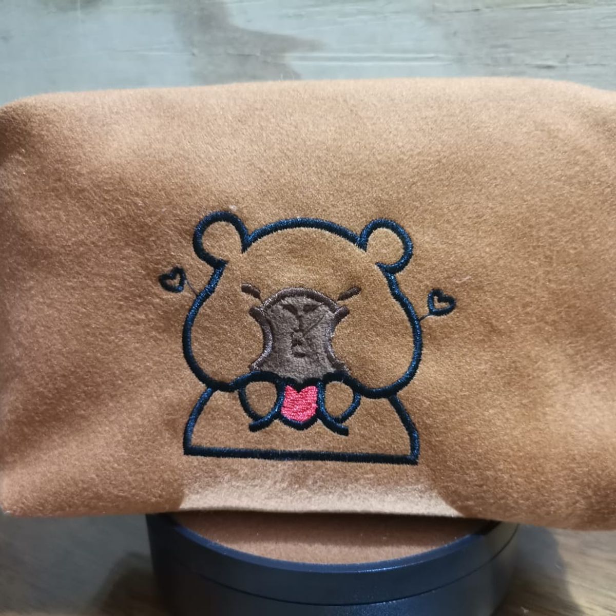 GENERICO - CARTUCHERA CAPIBARA  CORAZON FELPA ANTIALERGICA