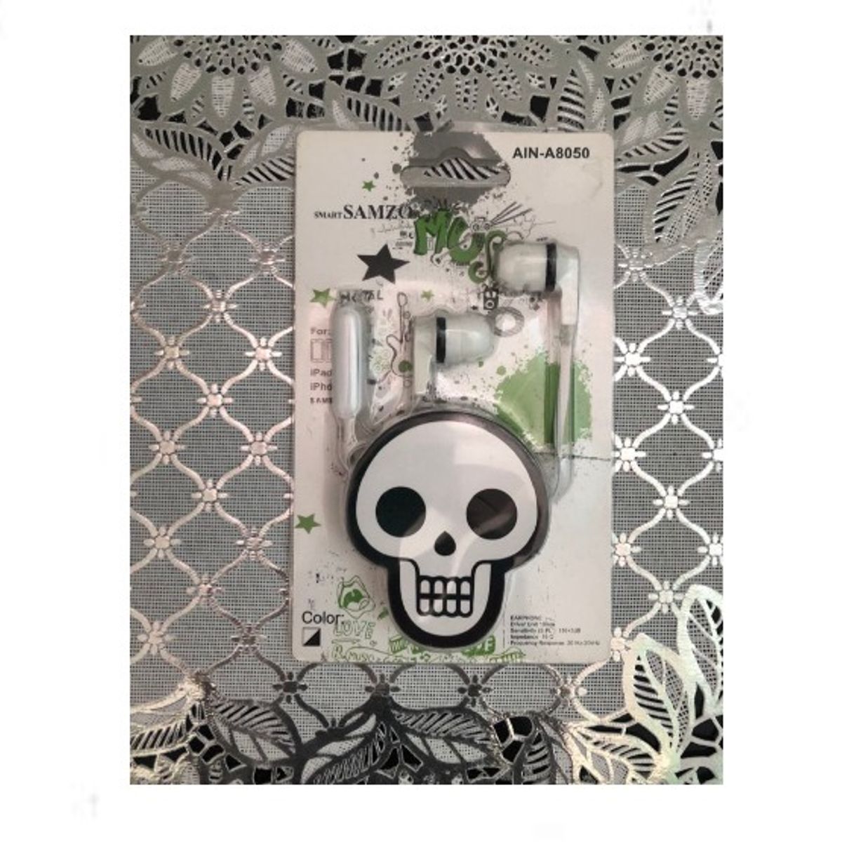 GENERICO - Audífonos Calavera Con Micrófono - Blanco