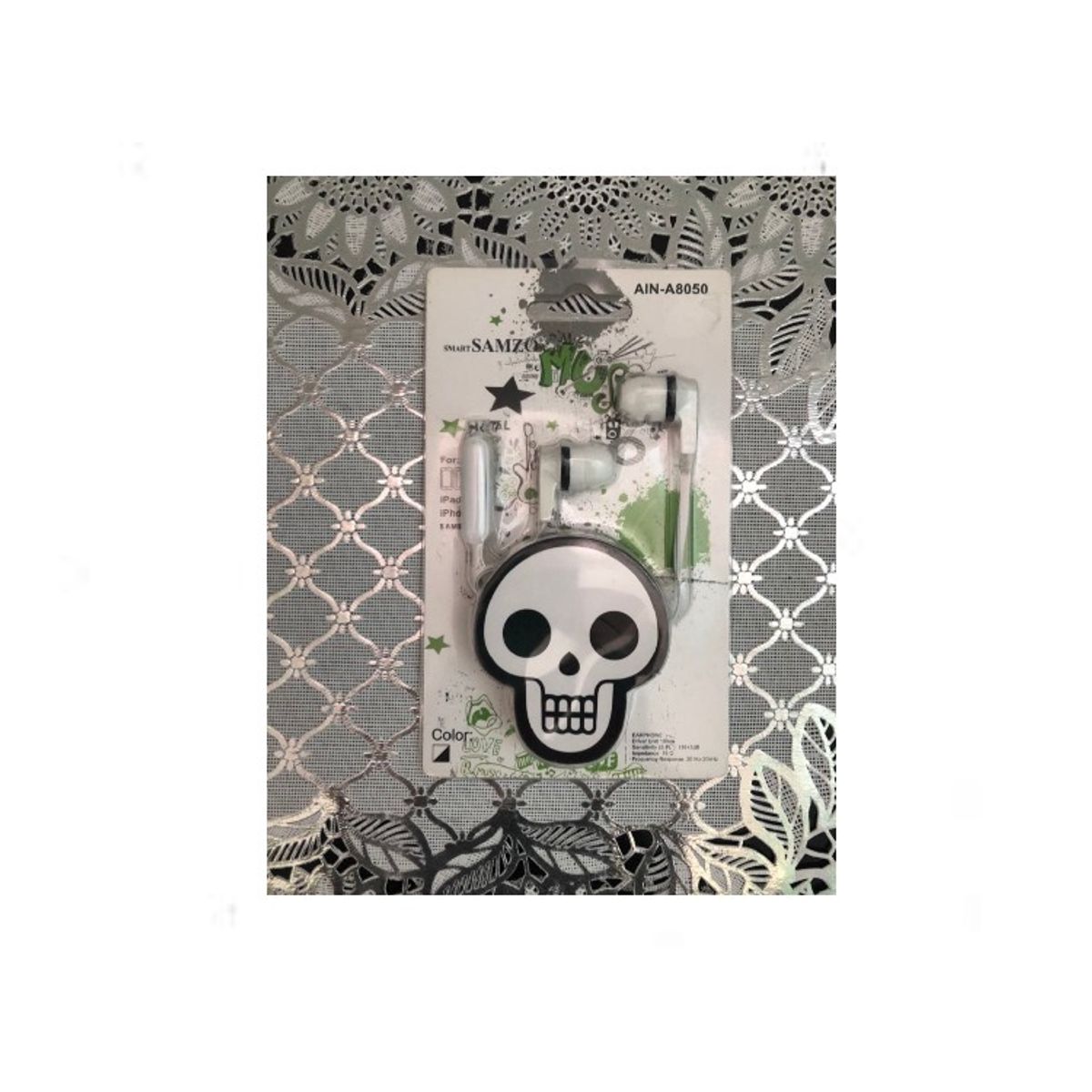 GENERICO - Audífonos Calavera Con Micrófono - Blanco