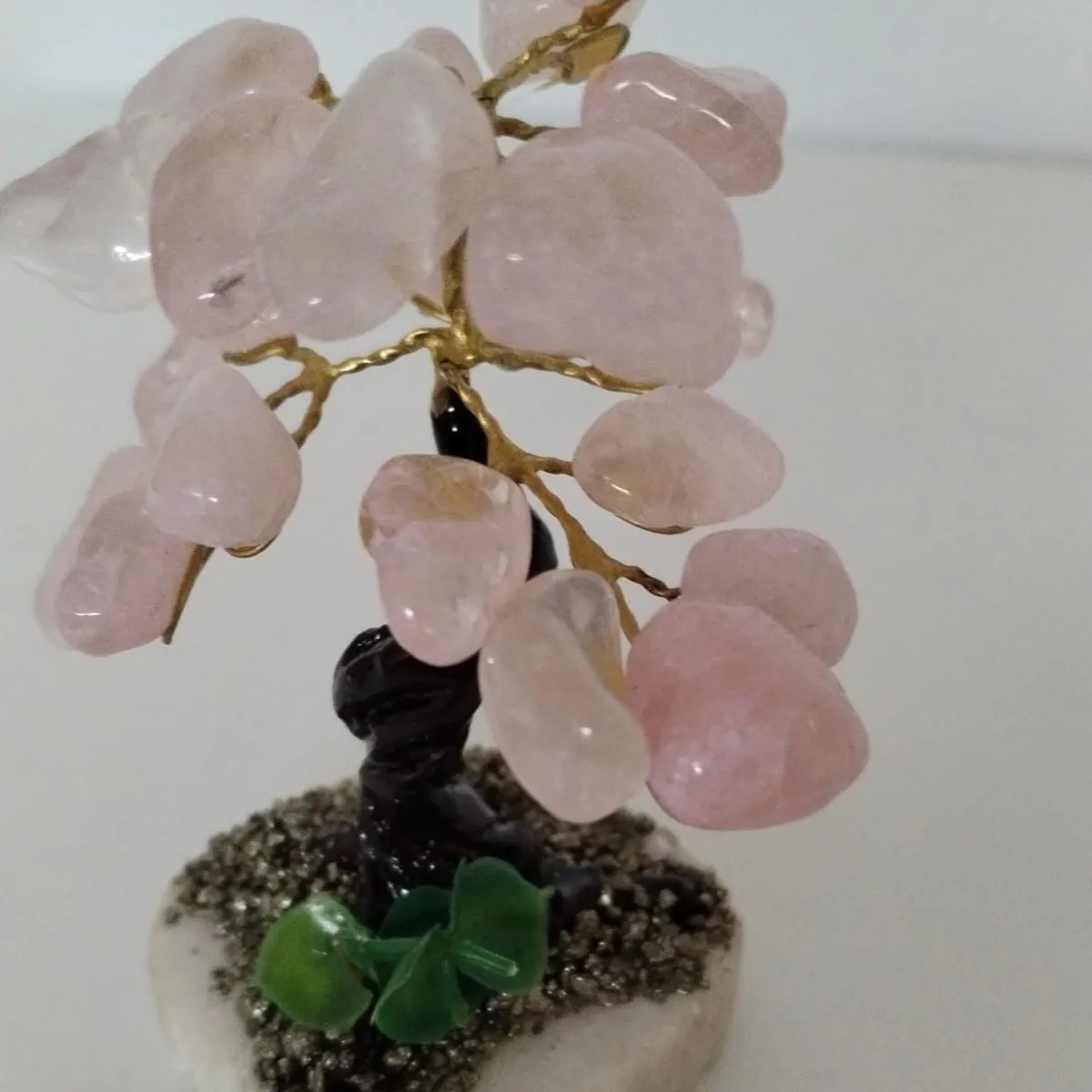 GENERICO - ARBOLITO  PIEDRAS PRECIOSAS BONSAI MEDIANO CON CUARZO ROSA