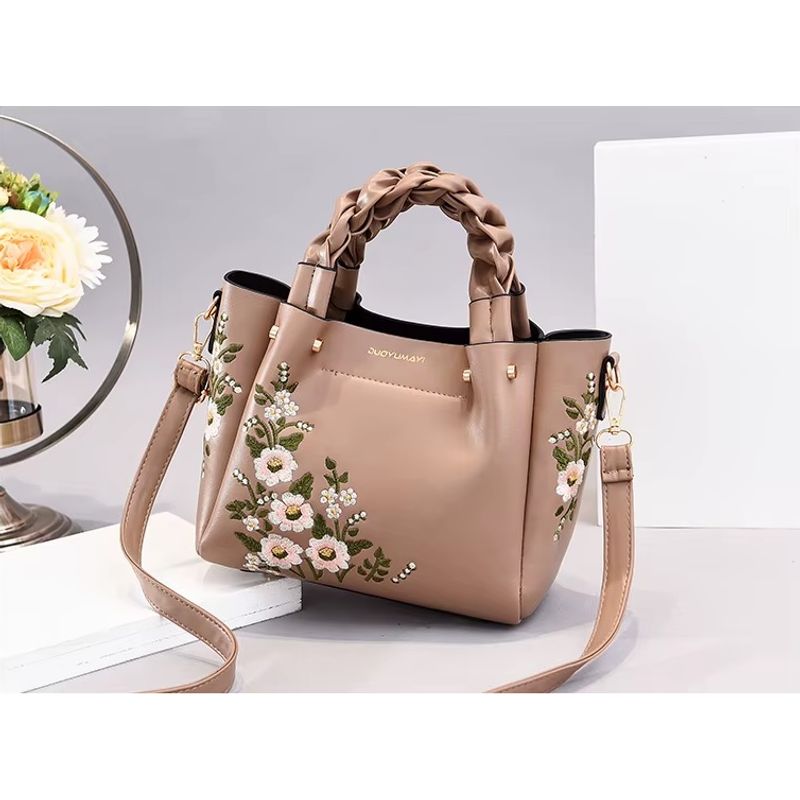 GENERICO - Makeway - Cartera tendencia Dama