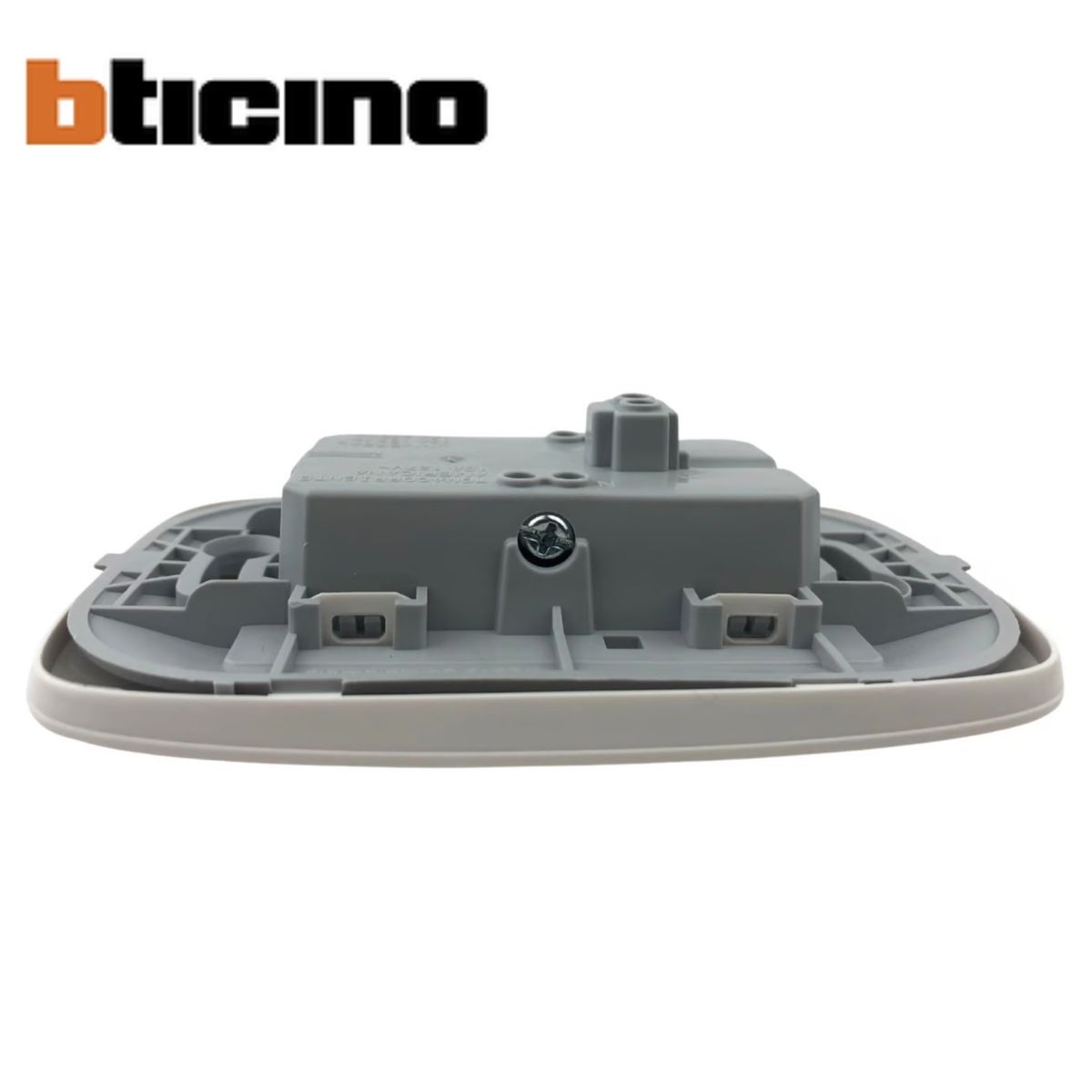 GENERICO - Tomacorriente doble 2 polos + Tierra  16A/250V AP1222 Bticino