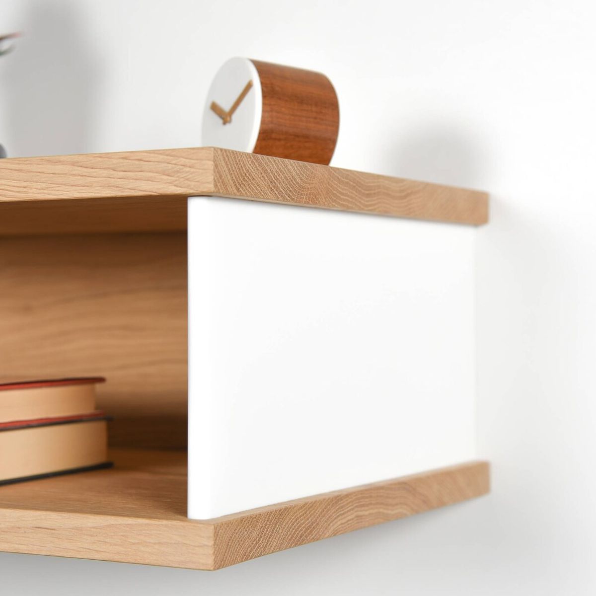 VENTITAS HOME - Velador Flotante Miriel Haya y Blanco