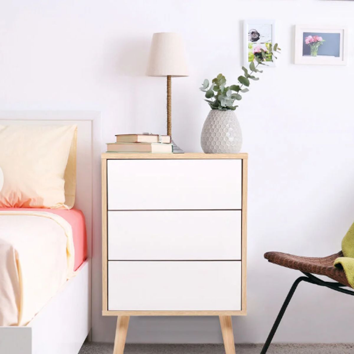 VENTITAS HOME - Velador Alfrodita Rovere y Blanco