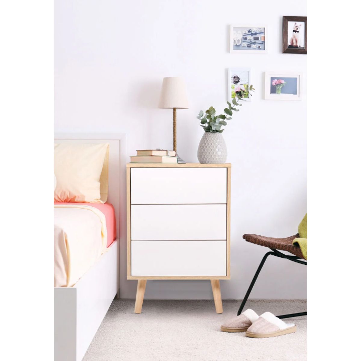 VENTITAS HOME - Velador Alfrodita Rovere y Blanco