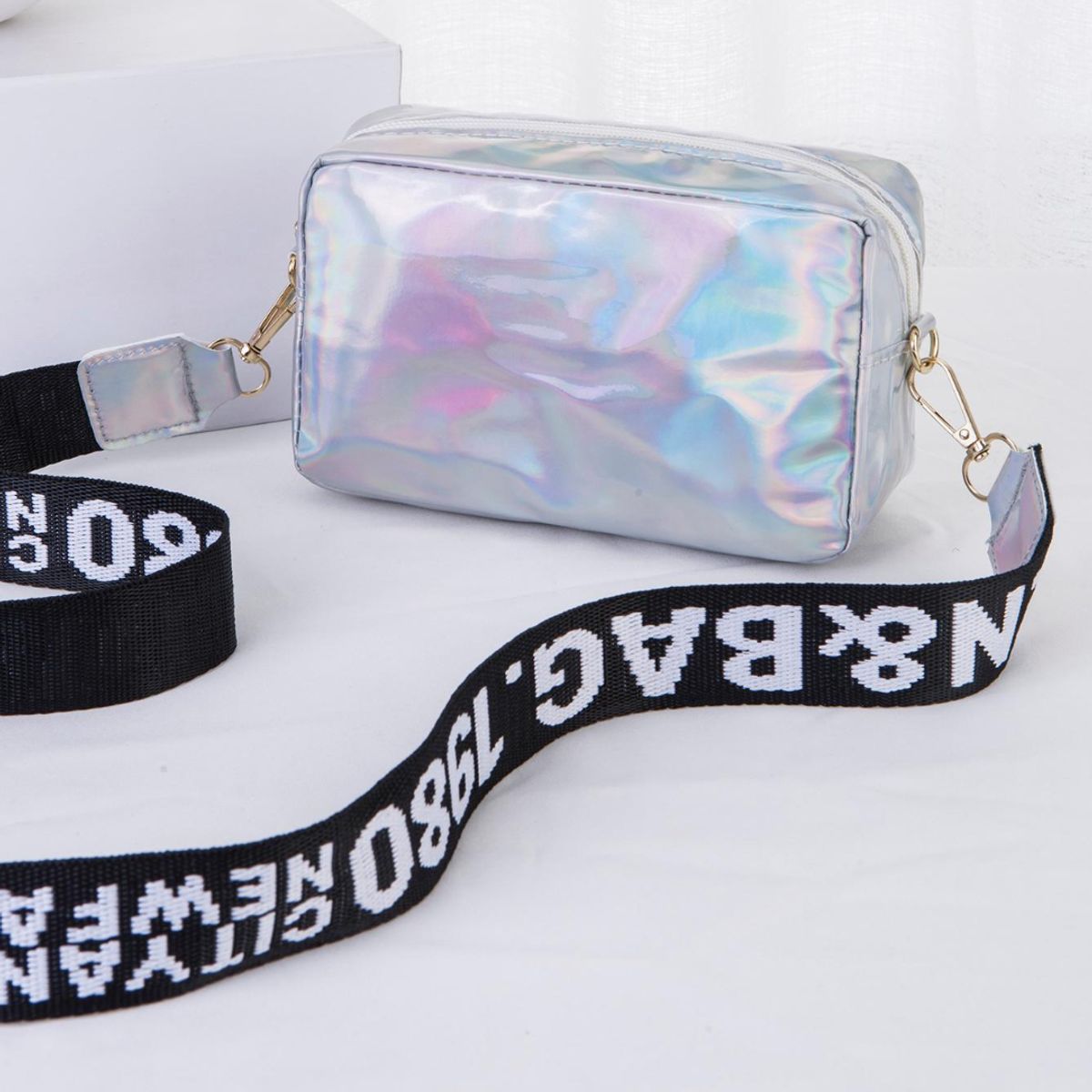 KAST PE - Cartera Neceser Holográfico Crossbody Opal Silver