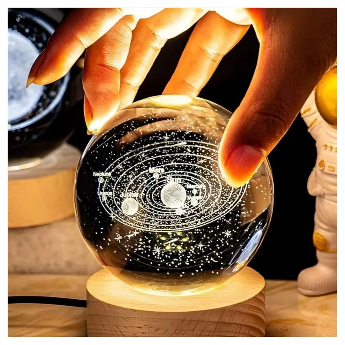 GENERICO - LAMPARA BOLA DE CRISTAL CON DISEÑO SISTEMA SOLAR