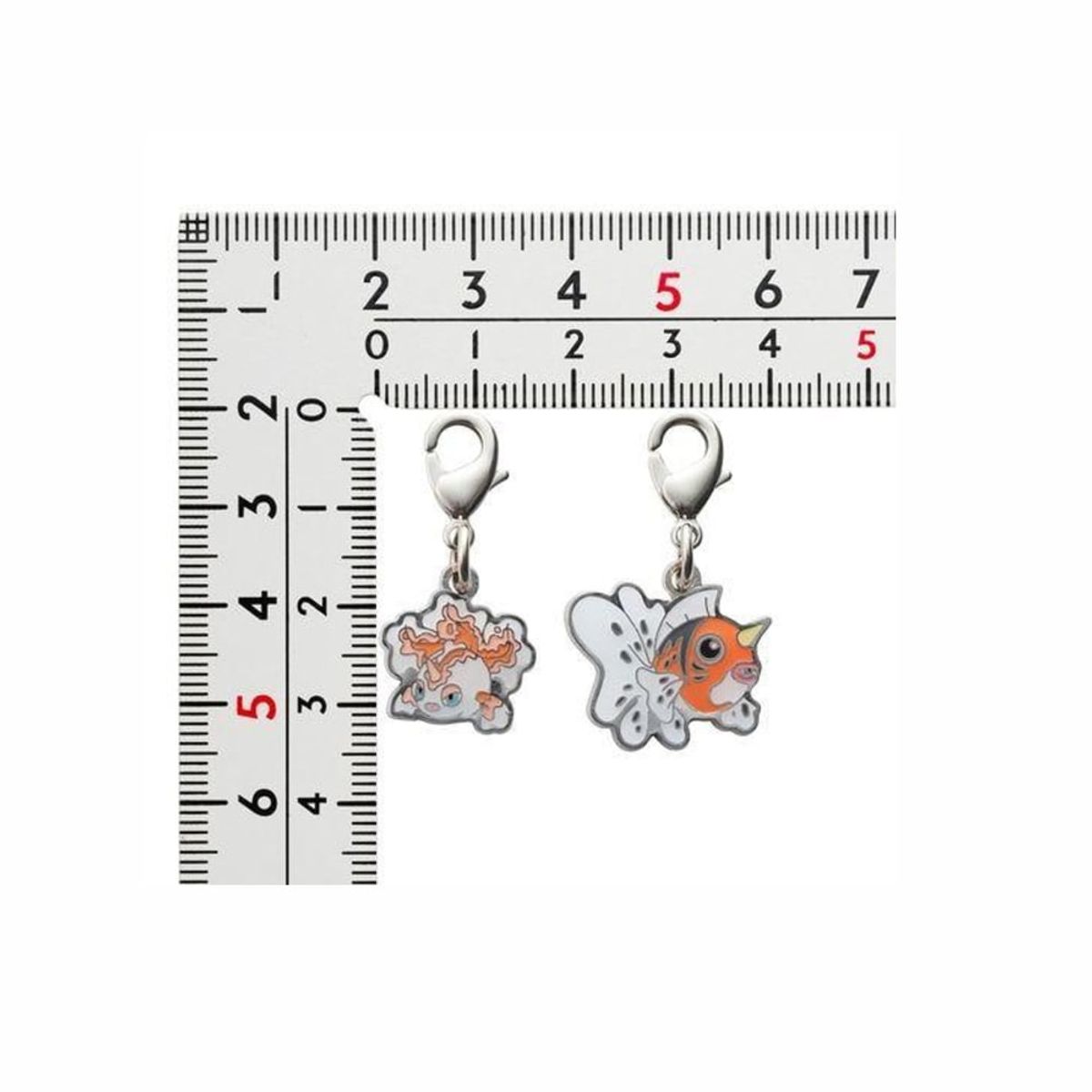 POKEMON - Pokemon Center Goldeen Seaking Llavero Metal Japon