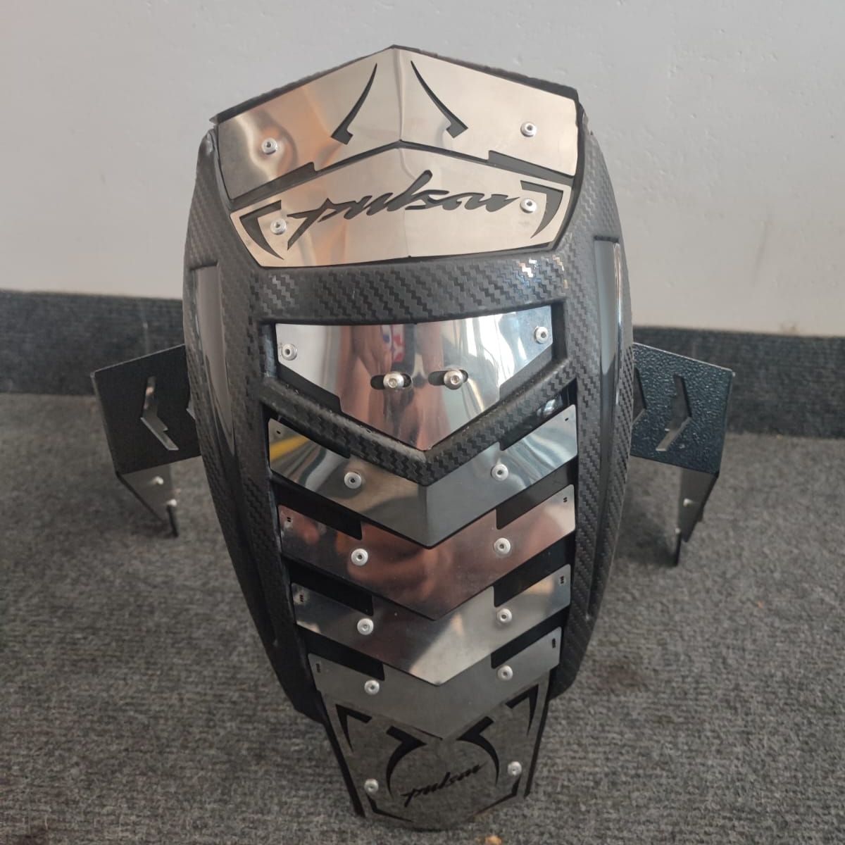 GENERICO - Tapabarro de Lujo para Pulsar