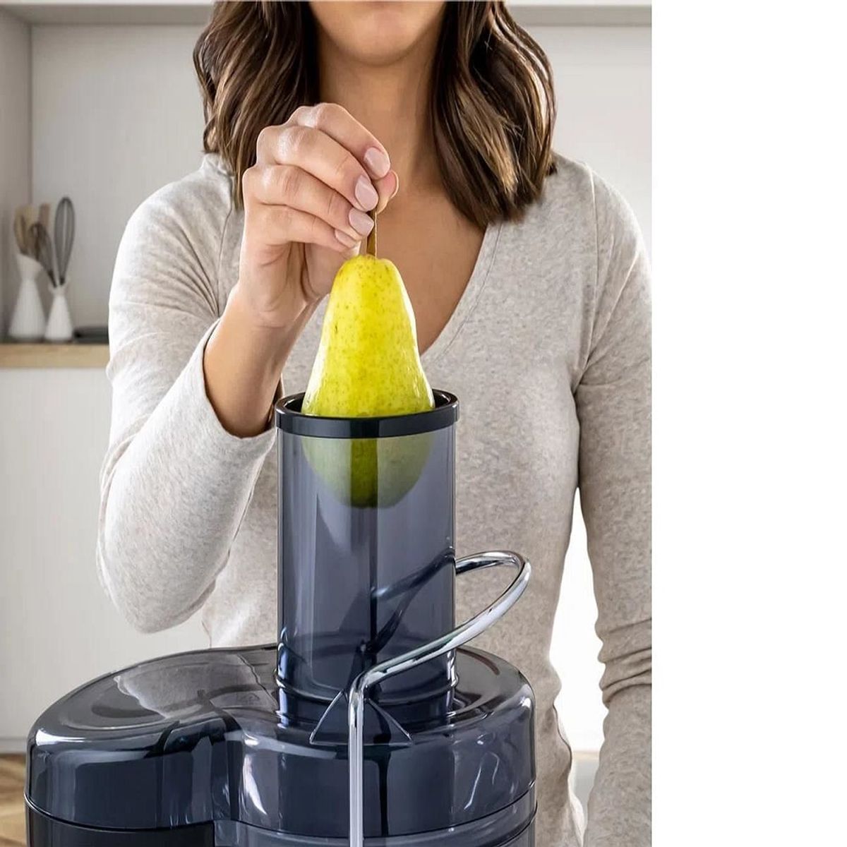 OSTER - Extractor de Jugos Oster de 600W FPSTJE320R
