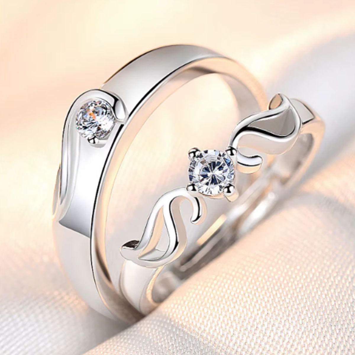 GENERICO - Anillos de Pareja Ajustables  Conexión Brillante