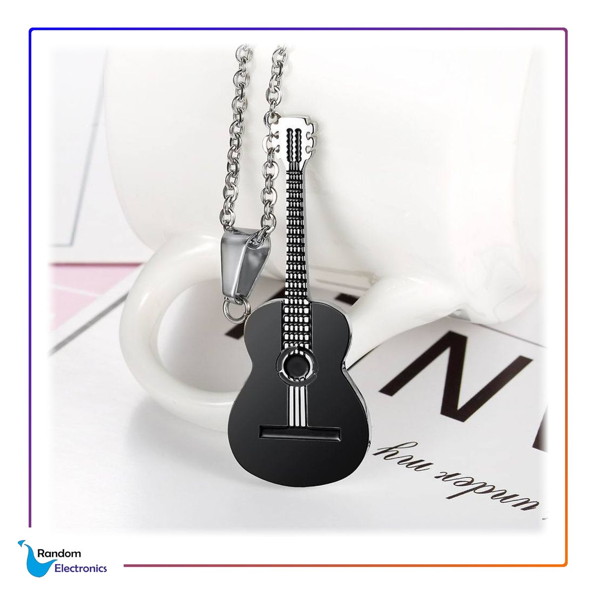 GENERICO - COLLAR CADDENA TITANEO FORMA GUITARRA CLASICA