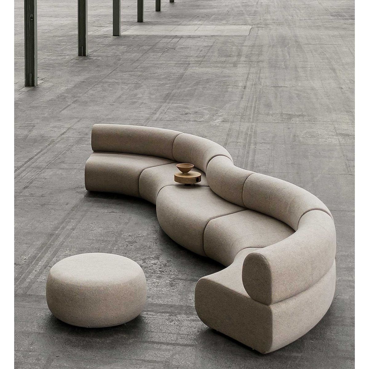 GENERICO - Sofá Valles Curvo Modular + Puff - Beige Claro