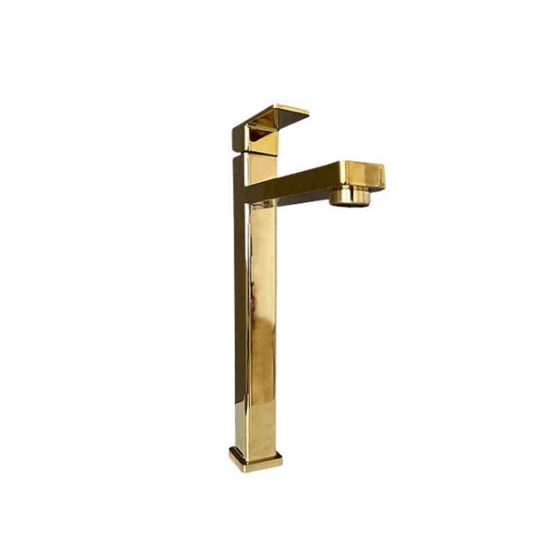 XM - LLAVE DE LAVATORIO ALTO AL MUEBLE DORADO L3030A07