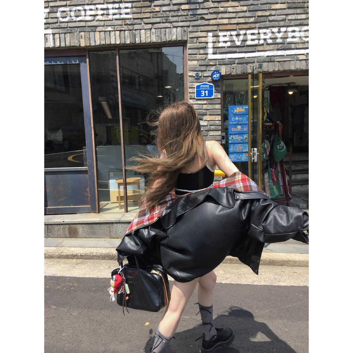 TIOZONEY - Chaqueta con cremallera de PU artificial para mujeres