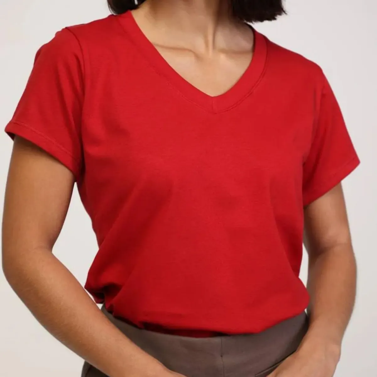 GENERICO - Polo Básico Cuello V de Algodón para Mujer