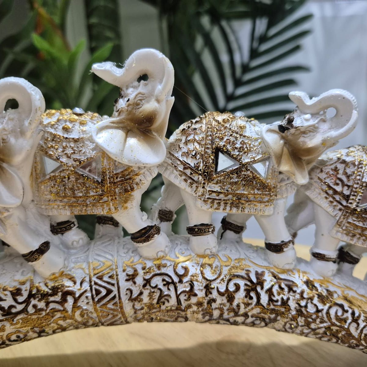 GENERICO - Adorno Familia Con 7 Elefantes en Resina