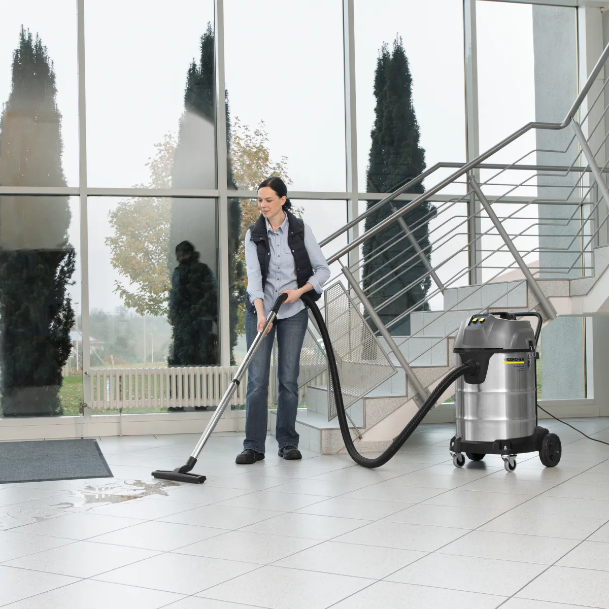 KARCHER - Aspiradora en seco y humedo NT70/2 2300W 70L Karcher