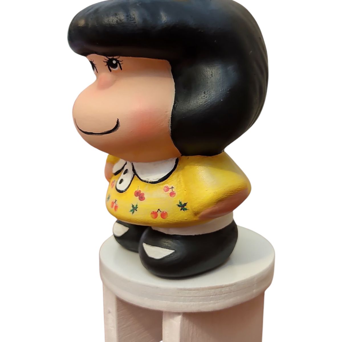 GENERICO - Adorno o alcancía Mafalda Amarilla Pintada a Mano - Present