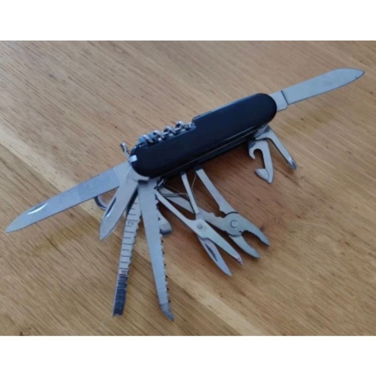 GENERICO - Camping - Cuchilla de Camping Multiuso 30 Funciones en 1