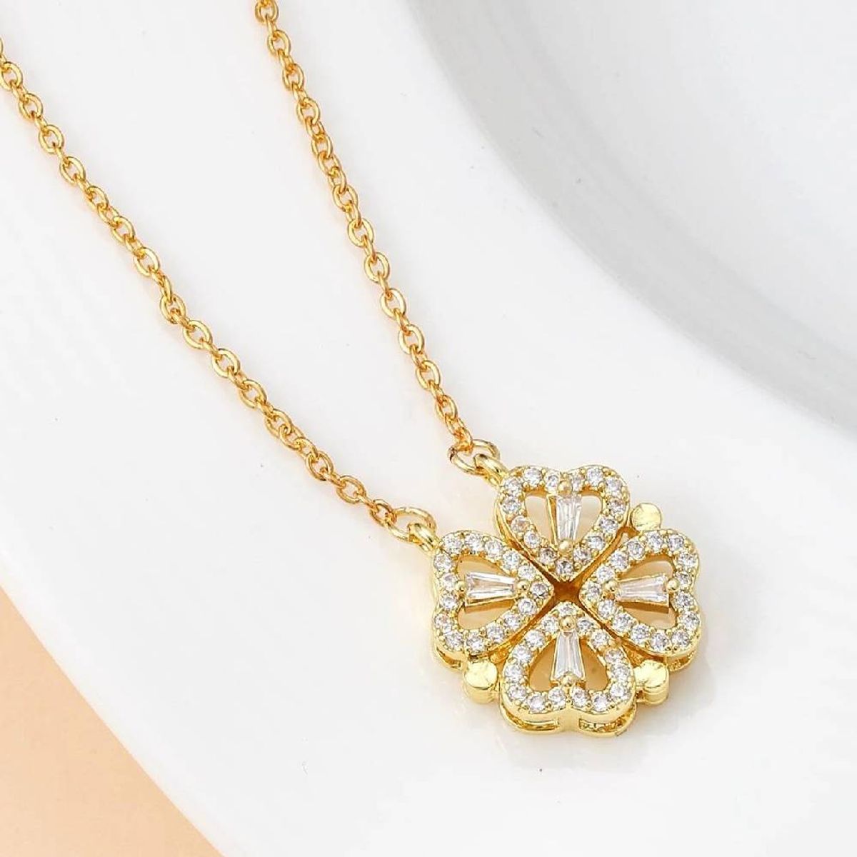 NO LOGO - Collar Trébol Doble Vista Corazón - Regalo Perfecto