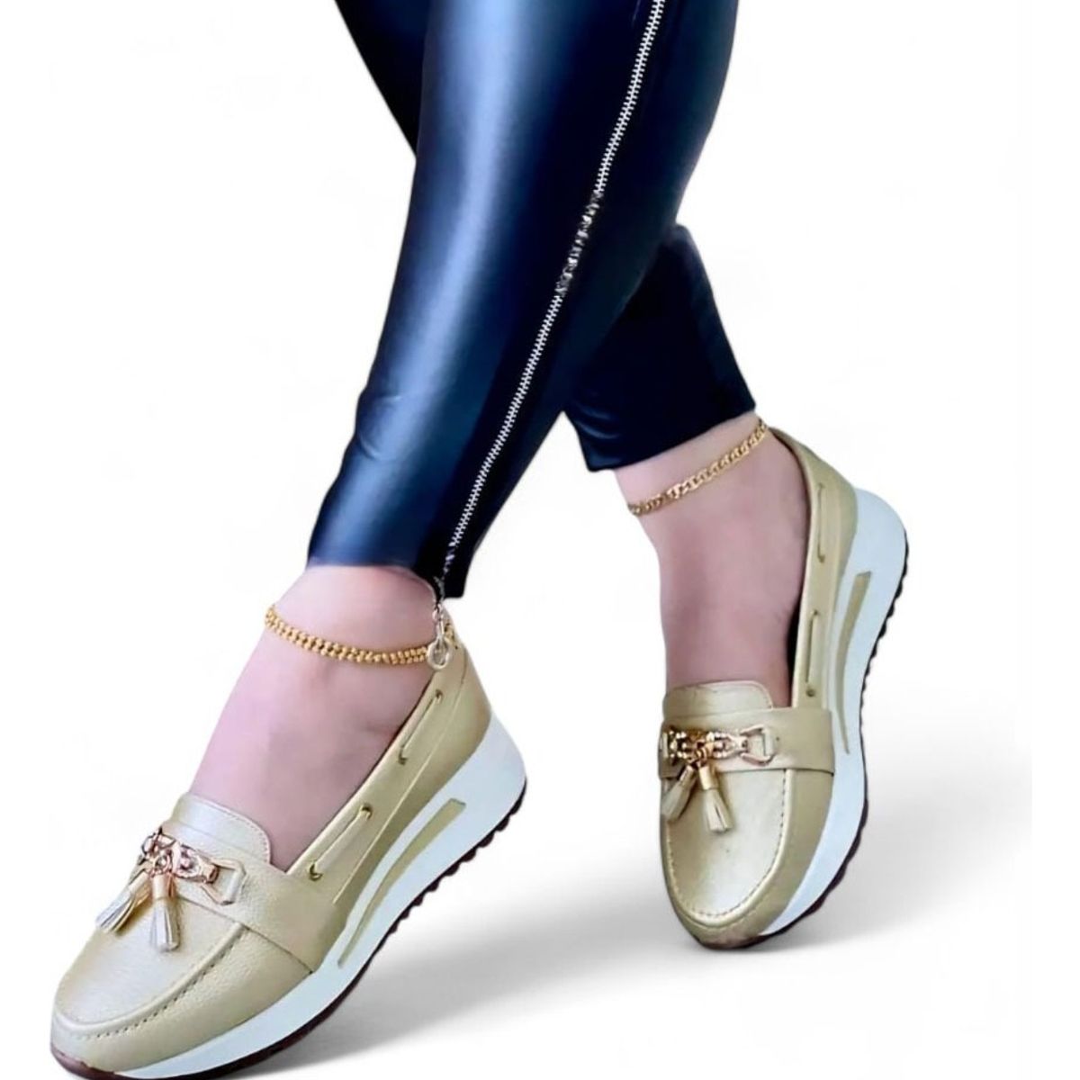 GENERICO - Mocasin Mujer Chic Plataforma 2 Cm 2086L-48 Color Beige